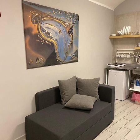 Ropelli Santa Chiara Apartment Naples Luaran gambar